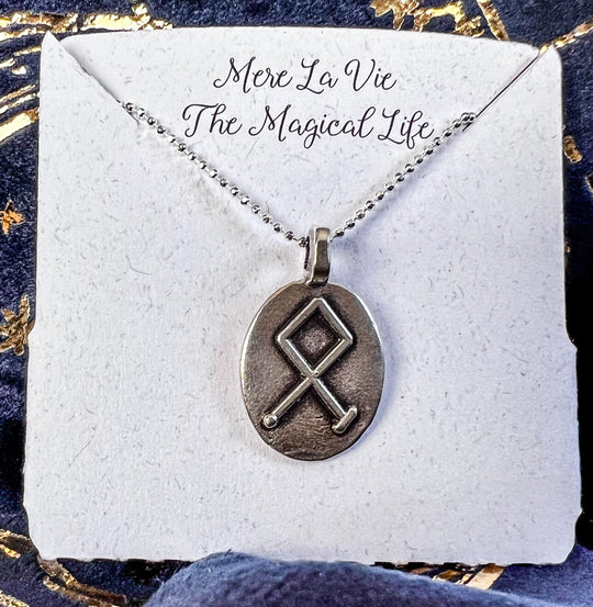 Mere La Vie Medallions